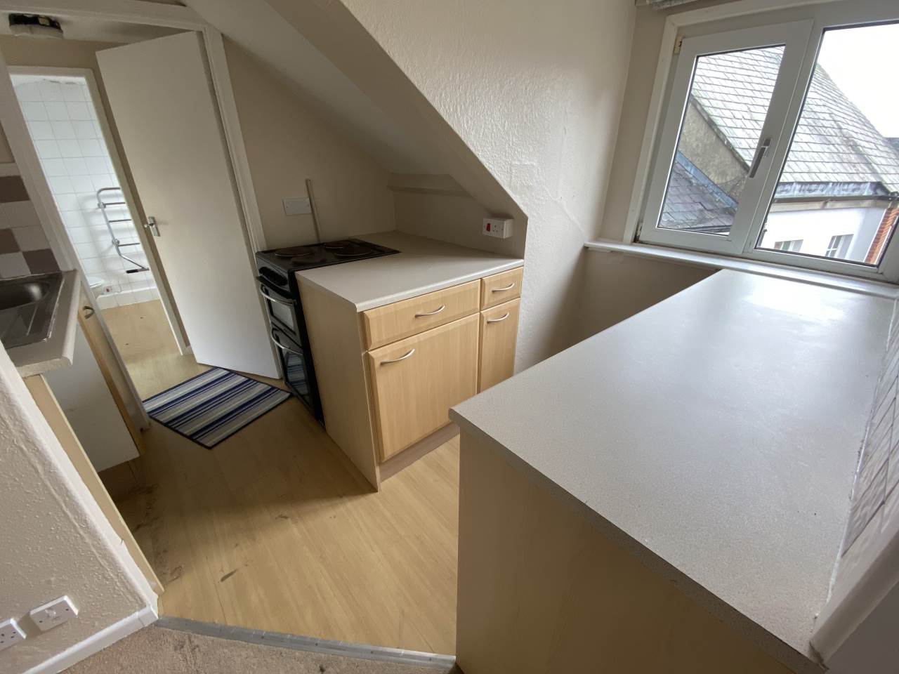 Property Let Agreed High Street Shepton Mallet LettingsRUs 01373454188