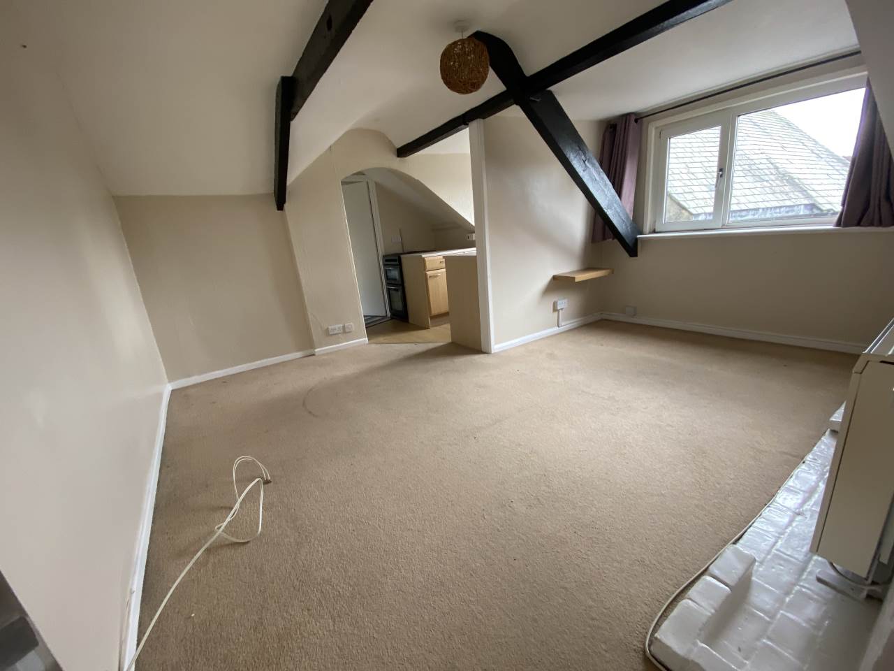 Property Let Agreed High Street Shepton Mallet LettingsRUs 01373454188